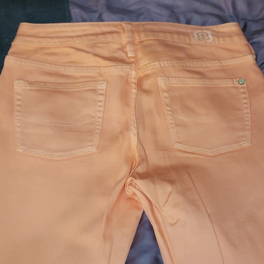 Jeans - Picture 3 of 4